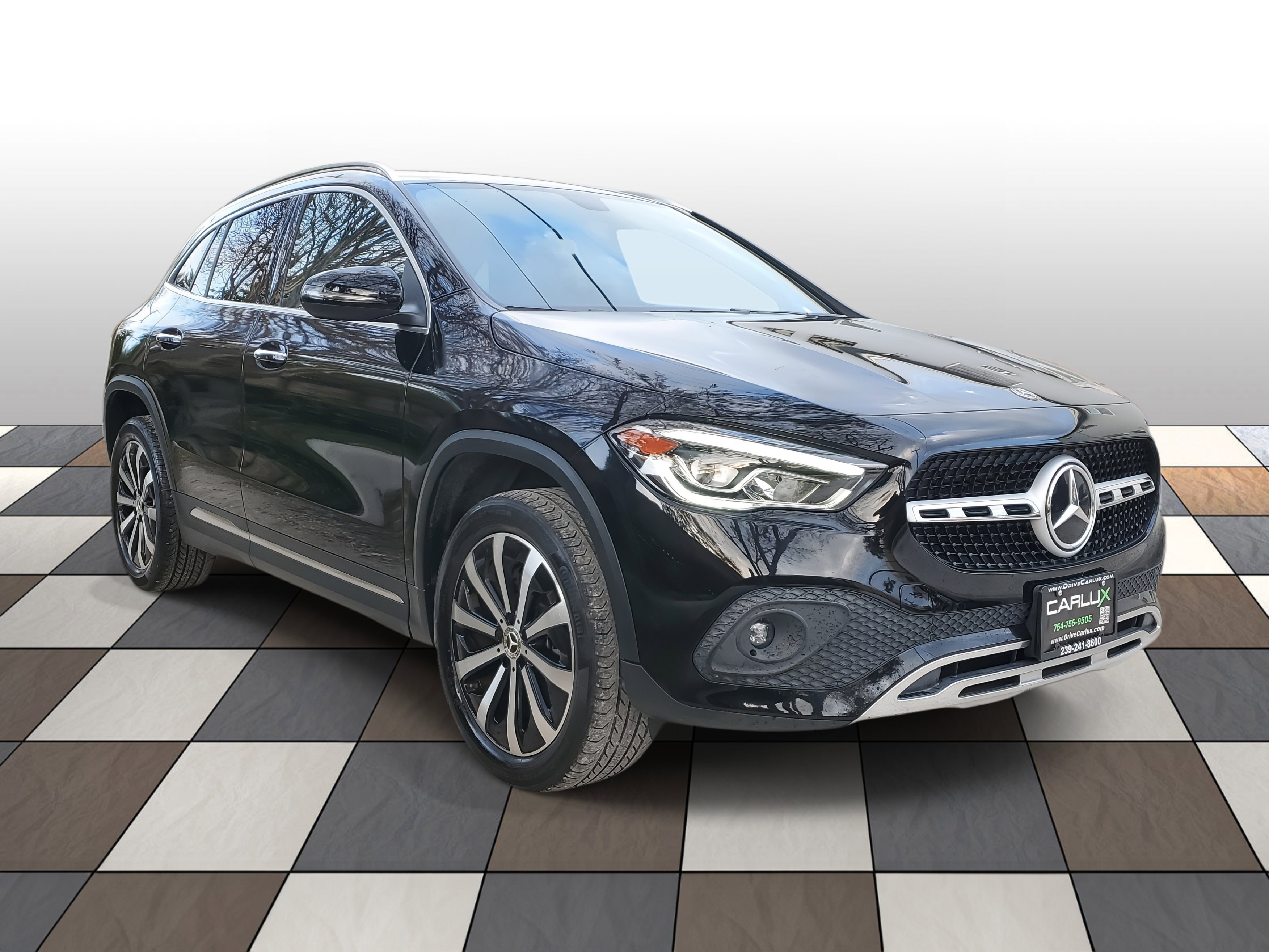 Used 2023 Mercedes-Benz GLA 250 w/ Premium Package image 3