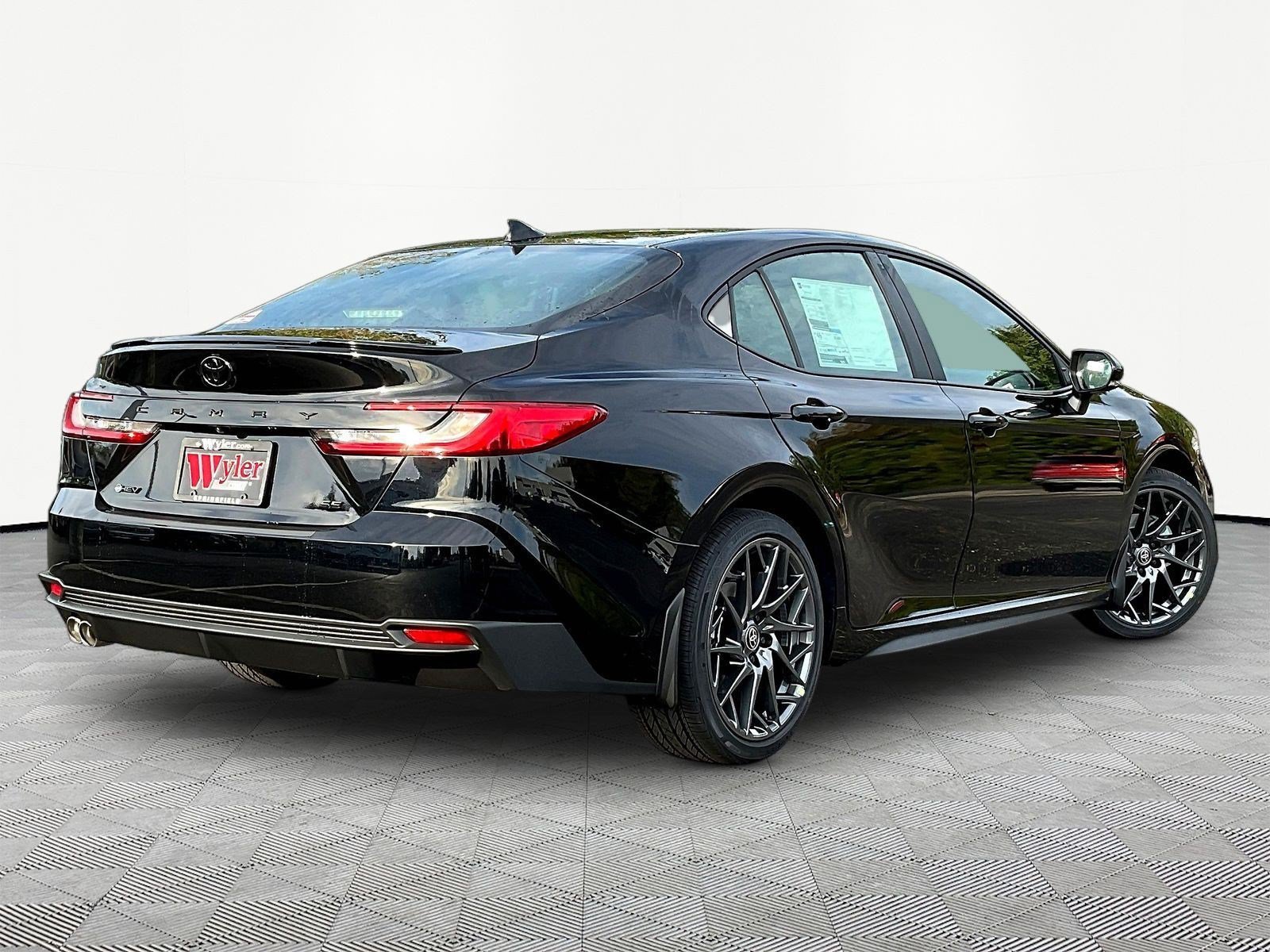 New 2026 Toyota Camry SE FWD image 7