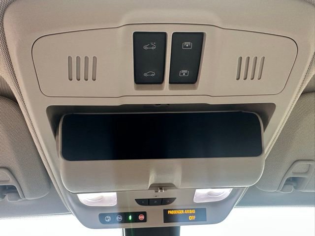 Used 2019 Buick Envision Premium w/ Driver Confidence Package image 36