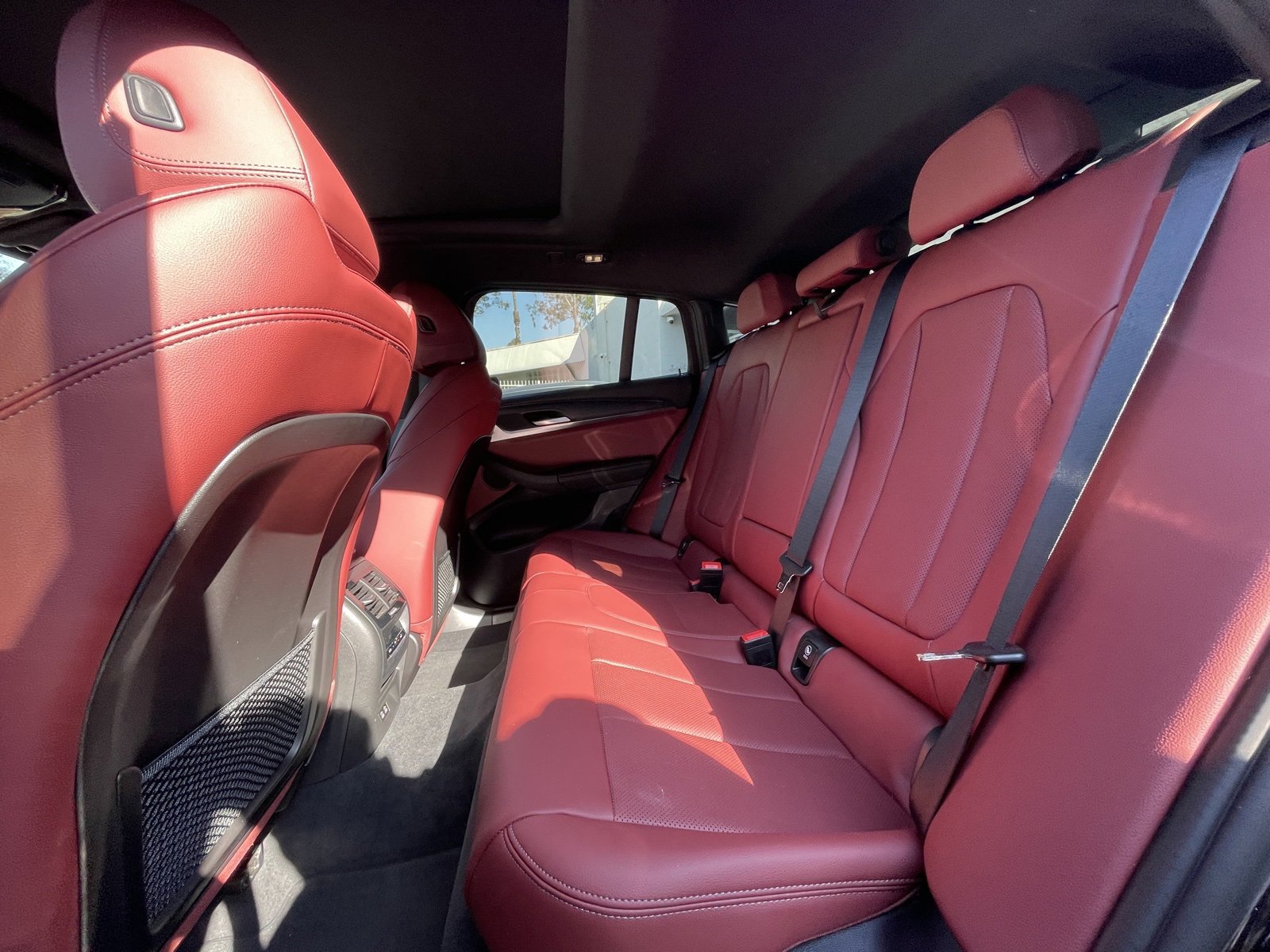 Used 2023 BMW X4 xDrive30i w/ Premium Package image 4