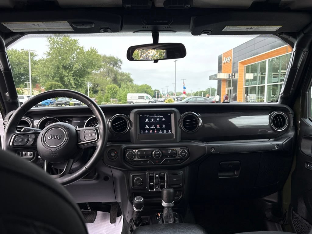 Used 2022 Jeep Gladiator Sport AWD/4WD image 25