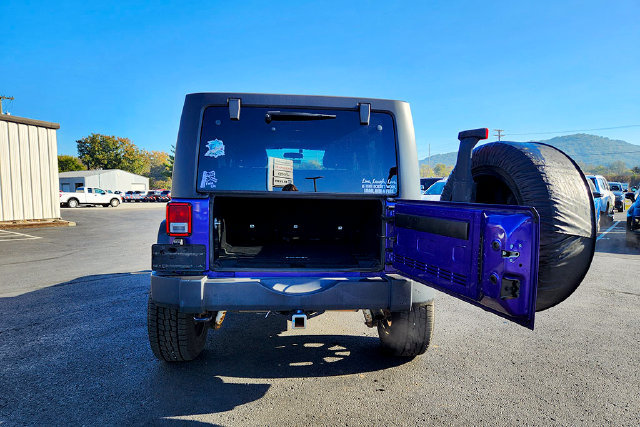 Used 2017 Jeep Wrangler Unlimited Sport AWD/4WD image 25