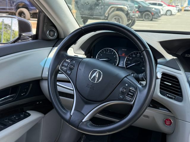 Used 2015 Acura RLX w/ Technology Package FWD image 18