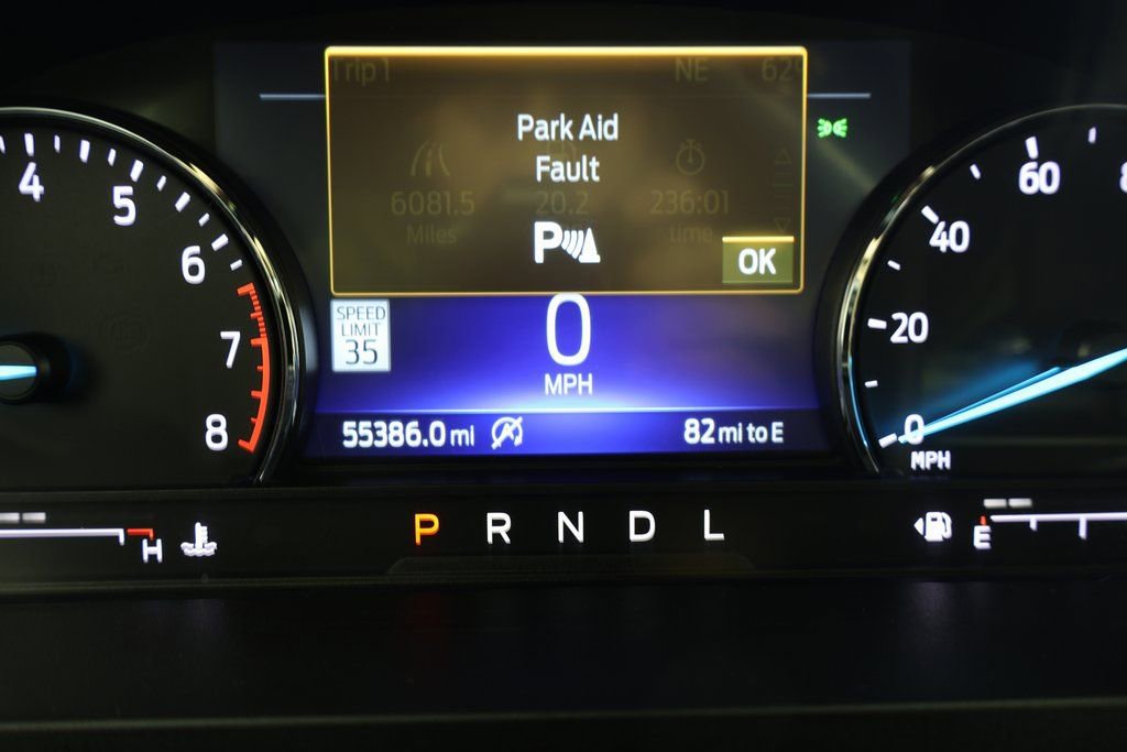 Used 2022 Ford Explorer Limited image 18