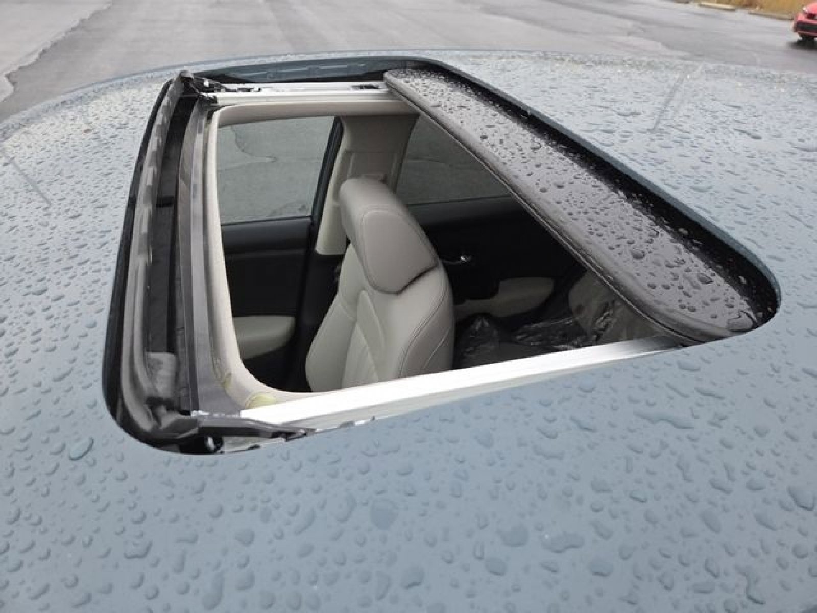 New 2026 Honda HR-V EX-L image 3