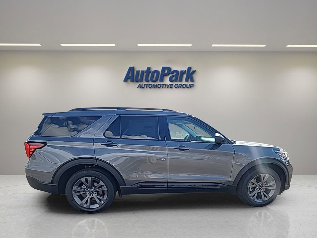 New 2026 Ford Explorer Active w/ Active Comfort Package image 8