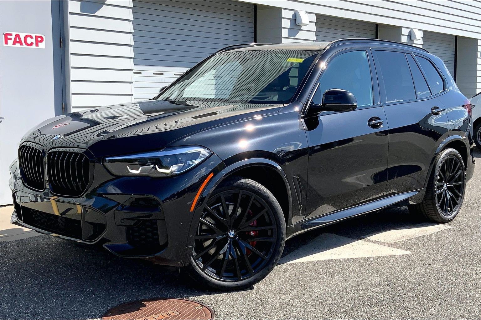 Used 2023 BMW X5 sDrive40i w/ M Sport Package