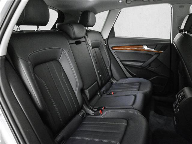 Used 2023 Audi Q5 2.0T Premium Plus w/ Premium Plus Package AWD/4WD image 21
