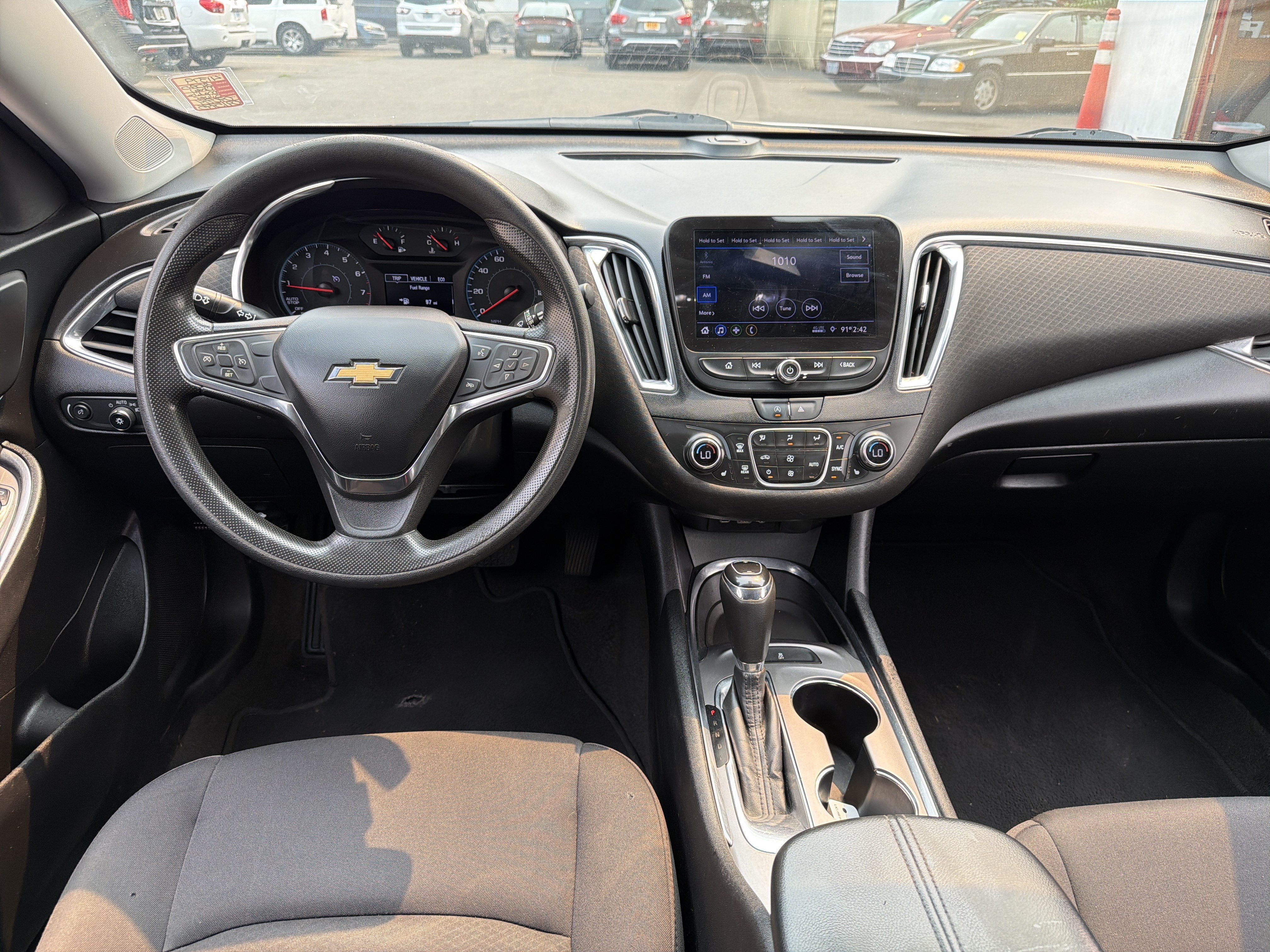 Used 2020 Chevrolet Malibu LT FWD image 10
