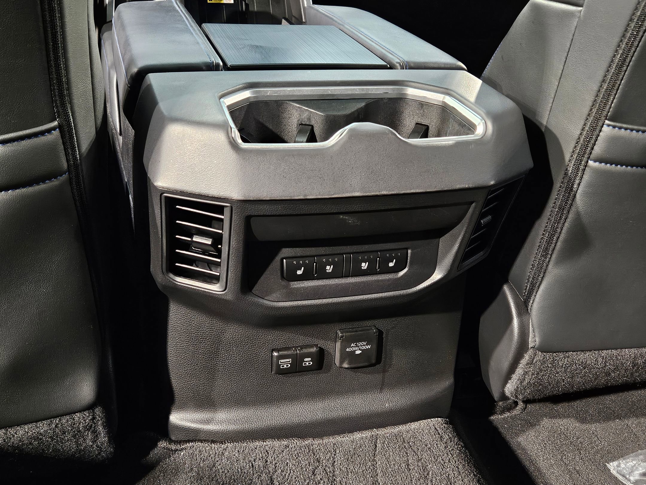 Used 2022 Toyota Tundra Platinum image 38