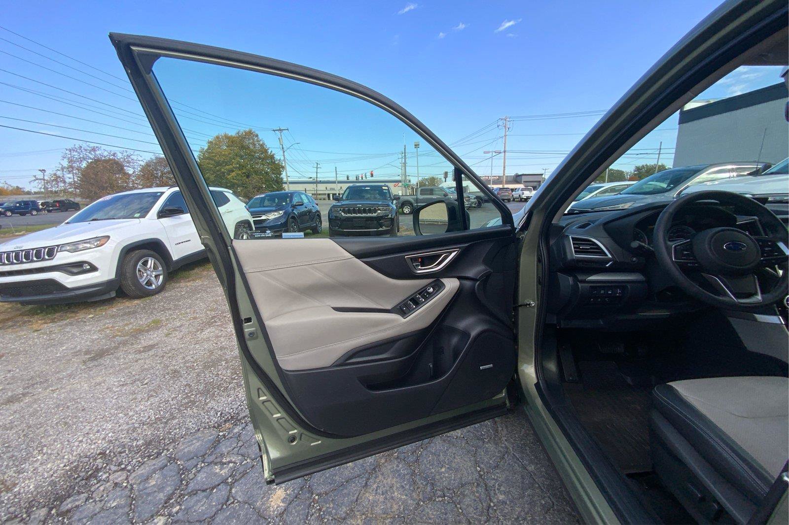 Used 2019 Subaru Forester Limited AWD/4WD image 19