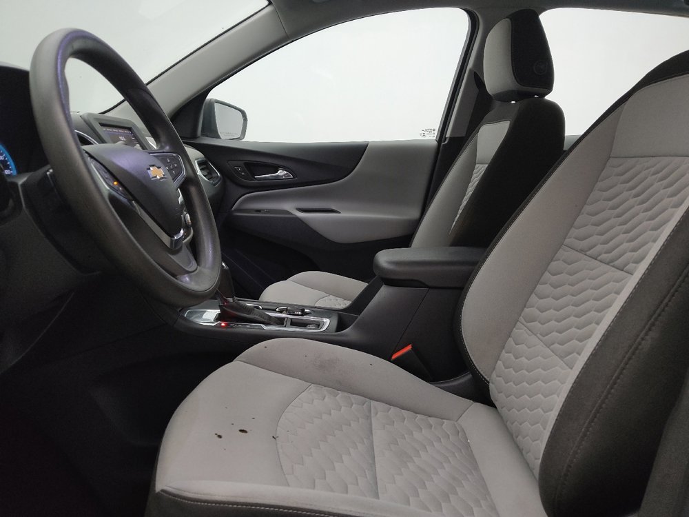Used 2021 Chevrolet Equinox LS FWD image 17