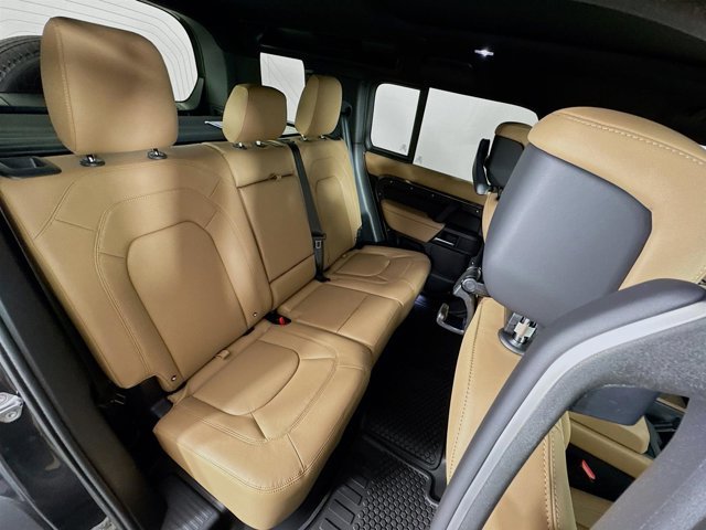 New 2026 Land Rover Defender 110 S image 29