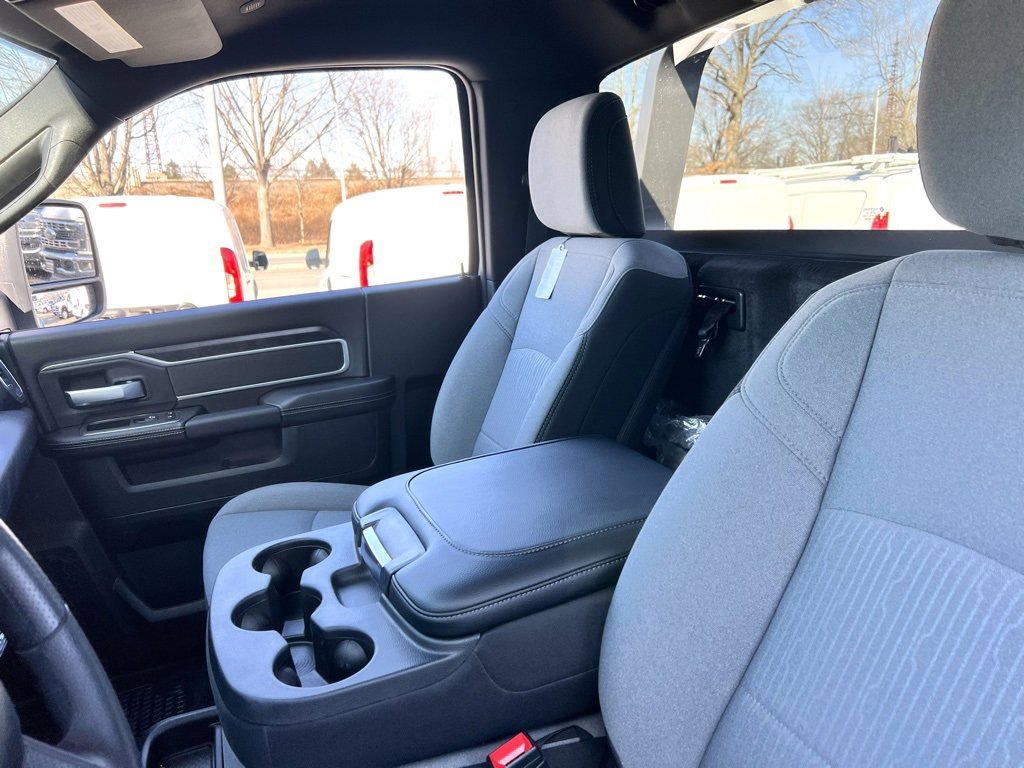 New 2024 RAM 4500 SLT w/ Quick Order Package 2YG SLT image 15