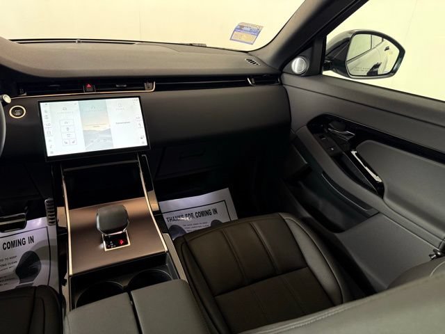 Certified 2026 Land Rover Range Rover Evoque Dynamic SE AWD/4WD image 23