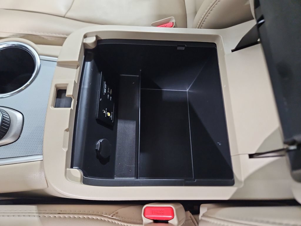 Used 2018 Nissan Pathfinder SL AWD/4WD image 26