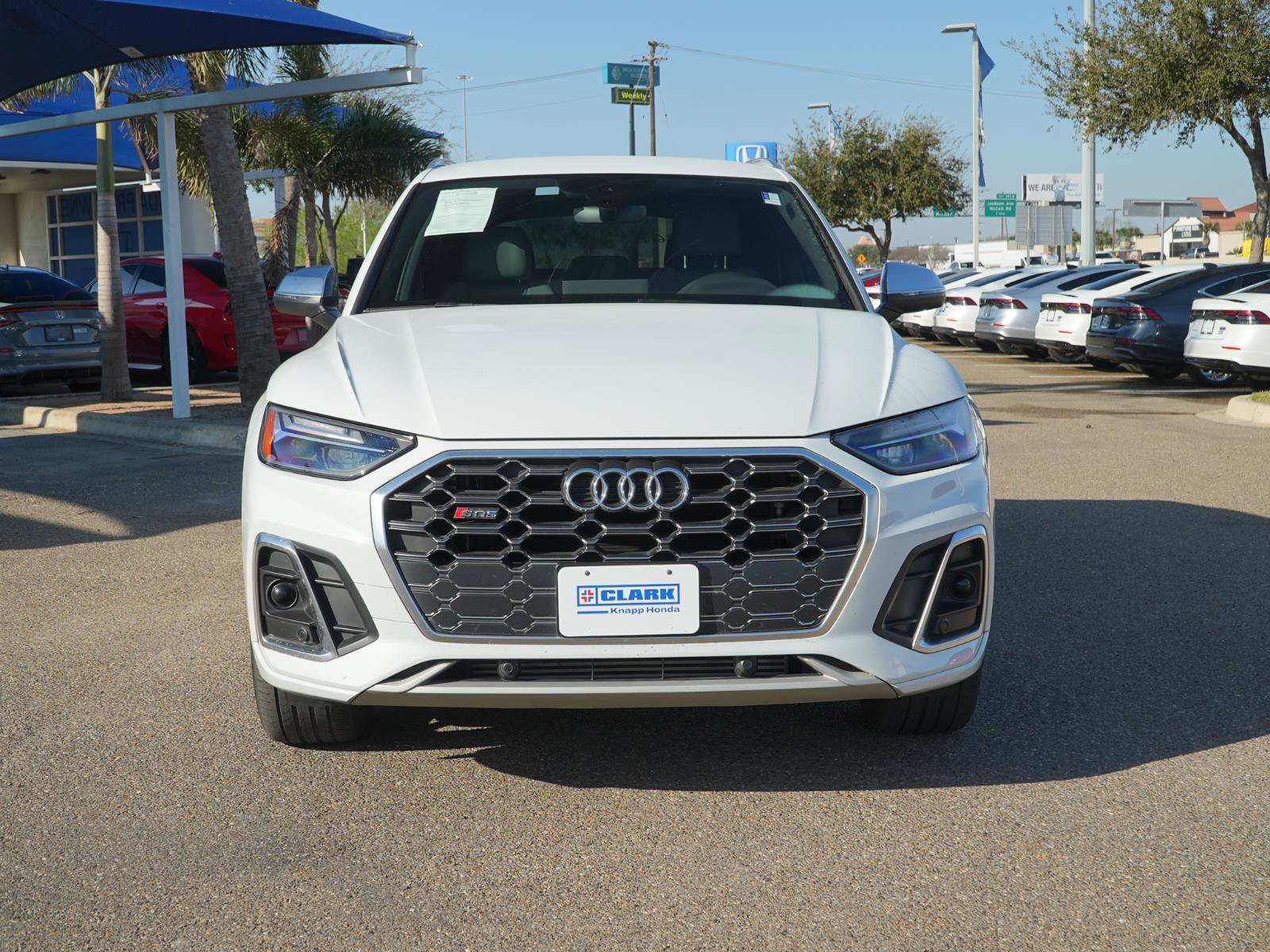 Used 2022 Audi SQ5 Premium w/ Convenience Package image 2