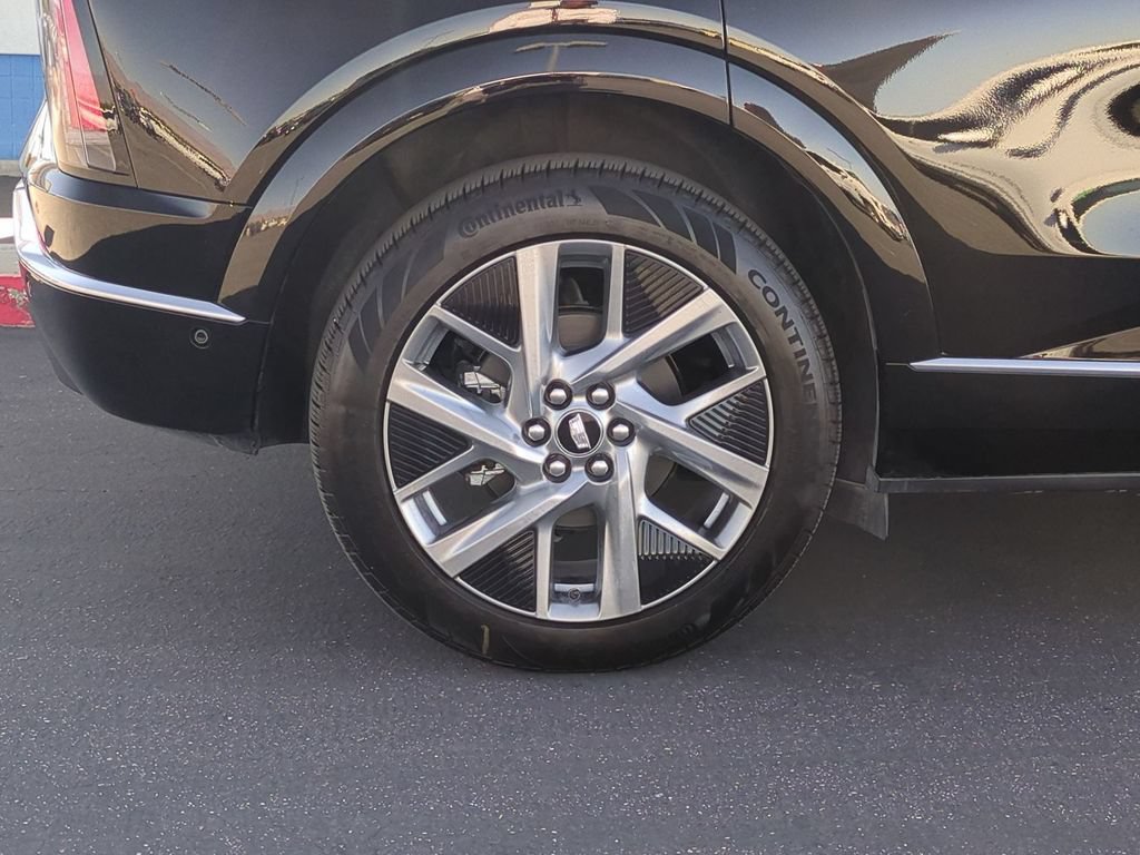 New 2026 Cadillac Optiq Luxury 1 RWD image 35