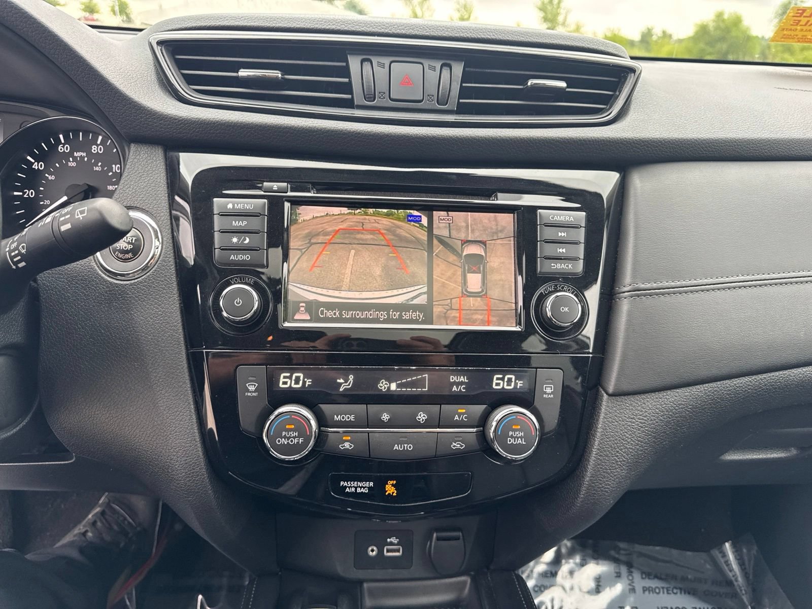 Used 2020 Nissan Rogue SL w/ Premium Package AWD/4WD image 25
