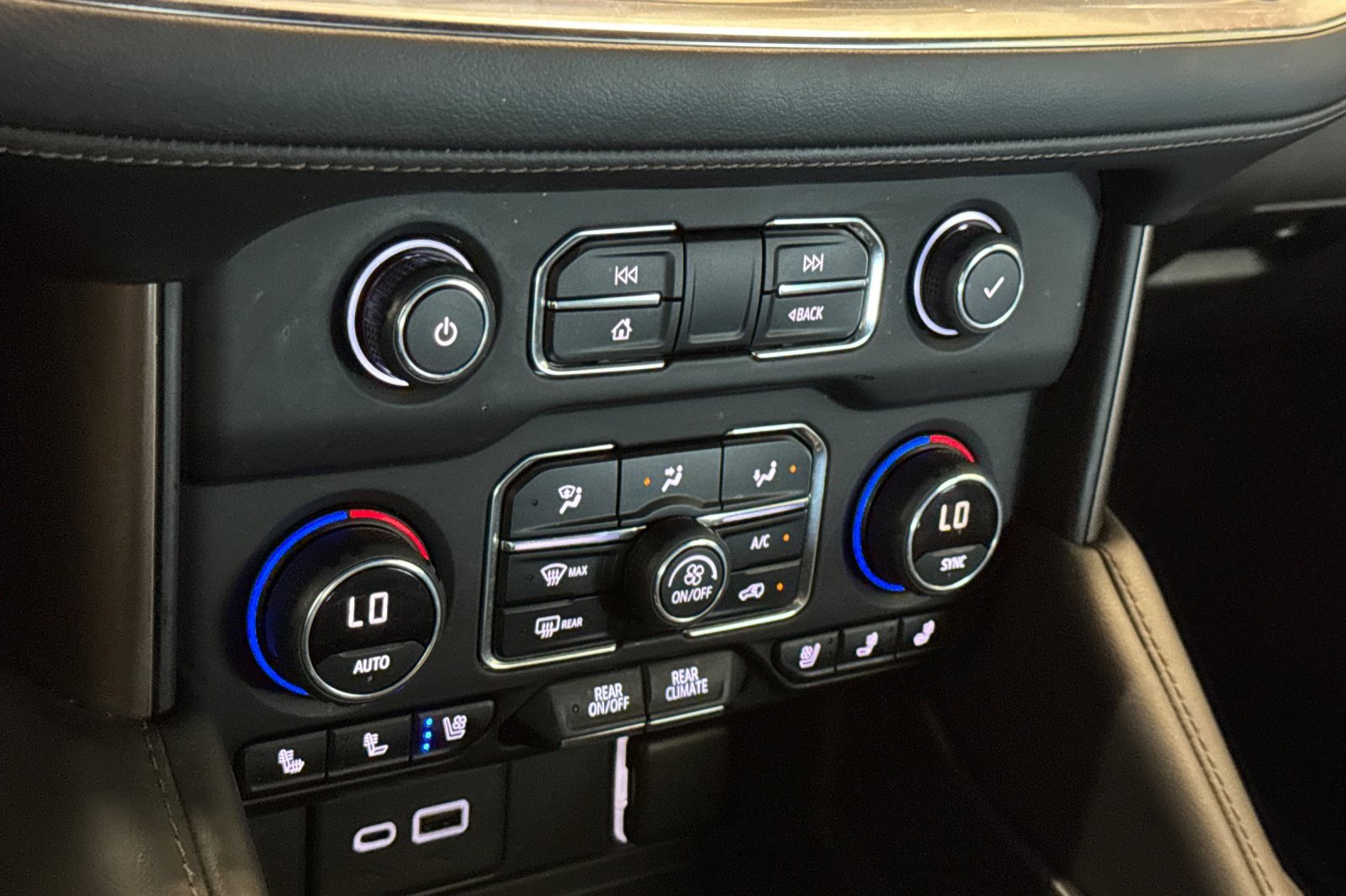 Used 2022 Chevrolet Tahoe High Country image 24