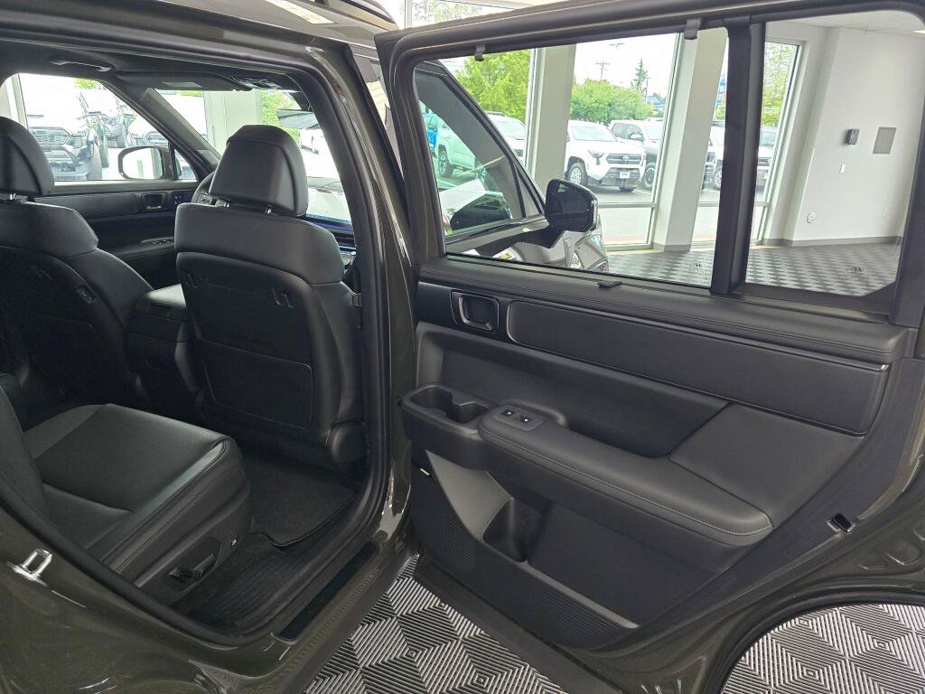 New 2026 Hyundai Santa Fe Calligraphy AWD/4WD image 36