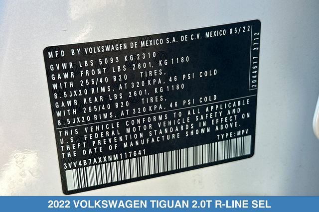 Used 2022 Volkswagen Tiguan SEL R-Line AWD/4WD image 33