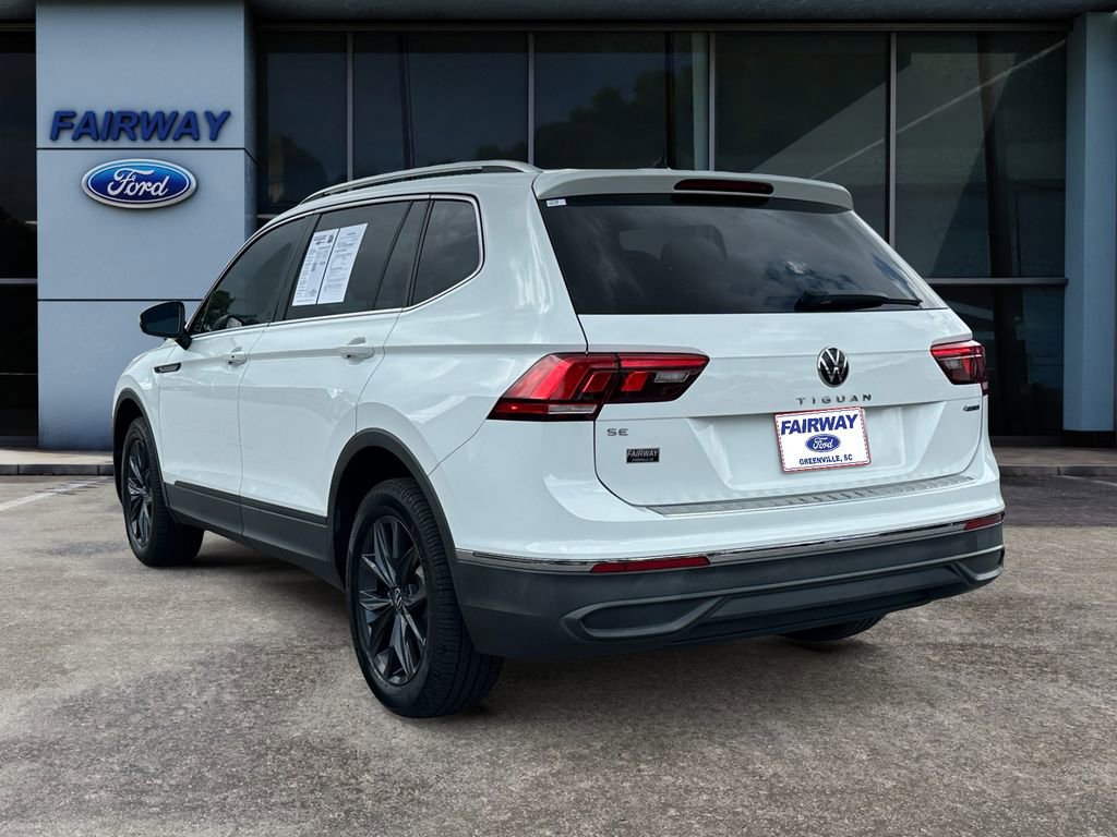 Used 2022 Volkswagen Tiguan SE AWD/4WD image 4