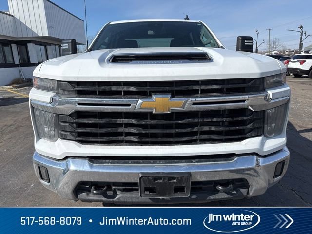 Used 2025 Chevrolet Silverado 2500 LT w/ Convenience Package image 3