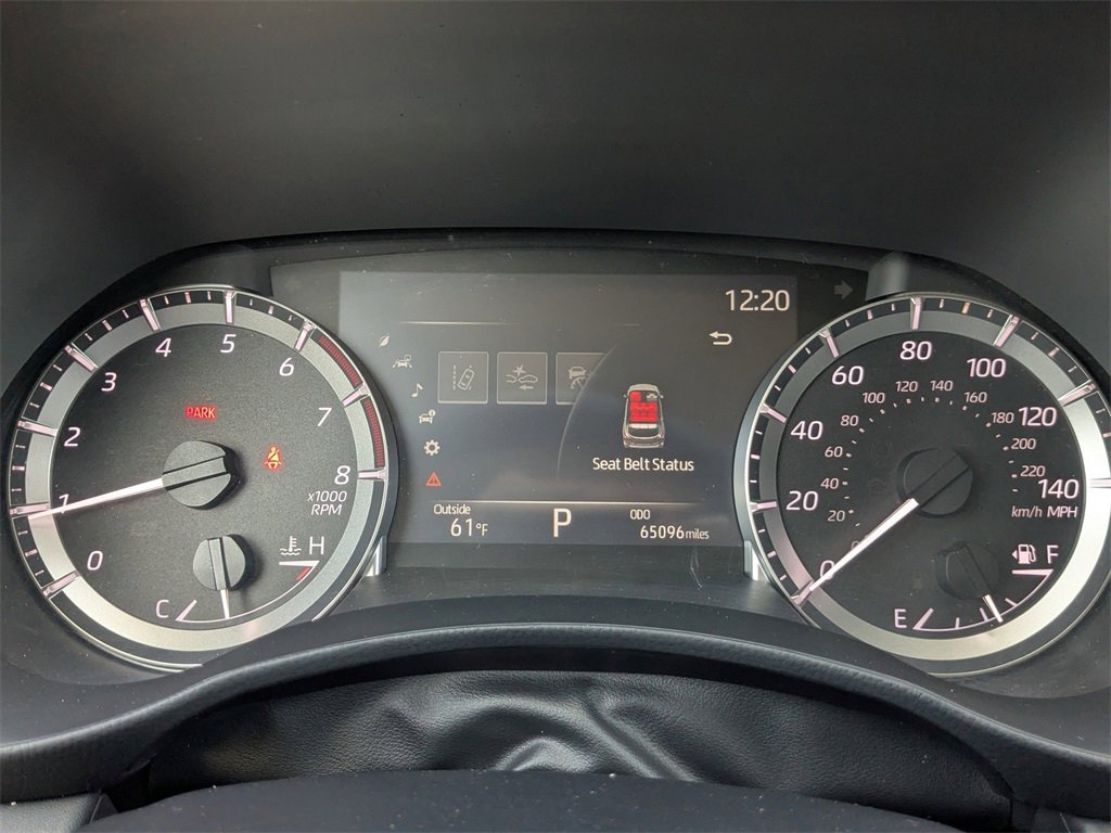 Used 2023 Toyota Highlander LE image 29