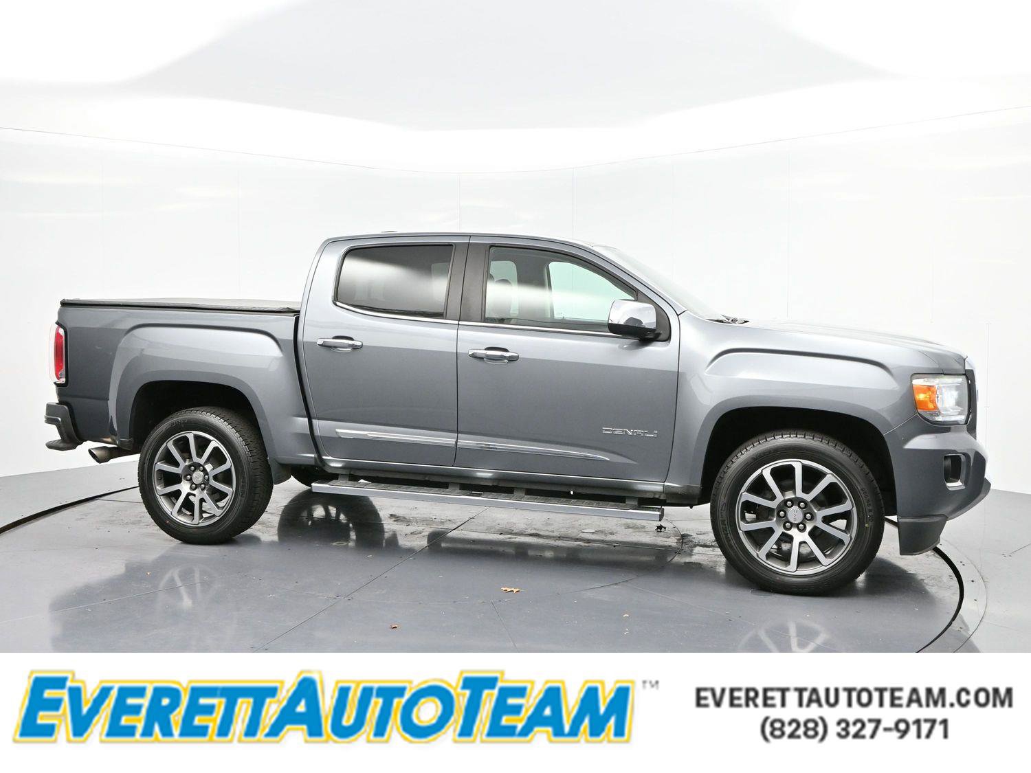 Used 2020 GMC Canyon Denali image 1