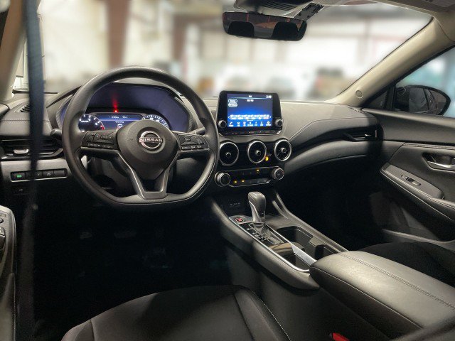 Used 2025 Nissan Sentra SV FWD image 18