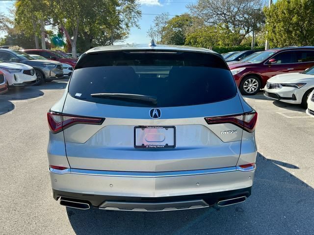 New 2026 Acura MDX w/ Technology Package FWD image 5