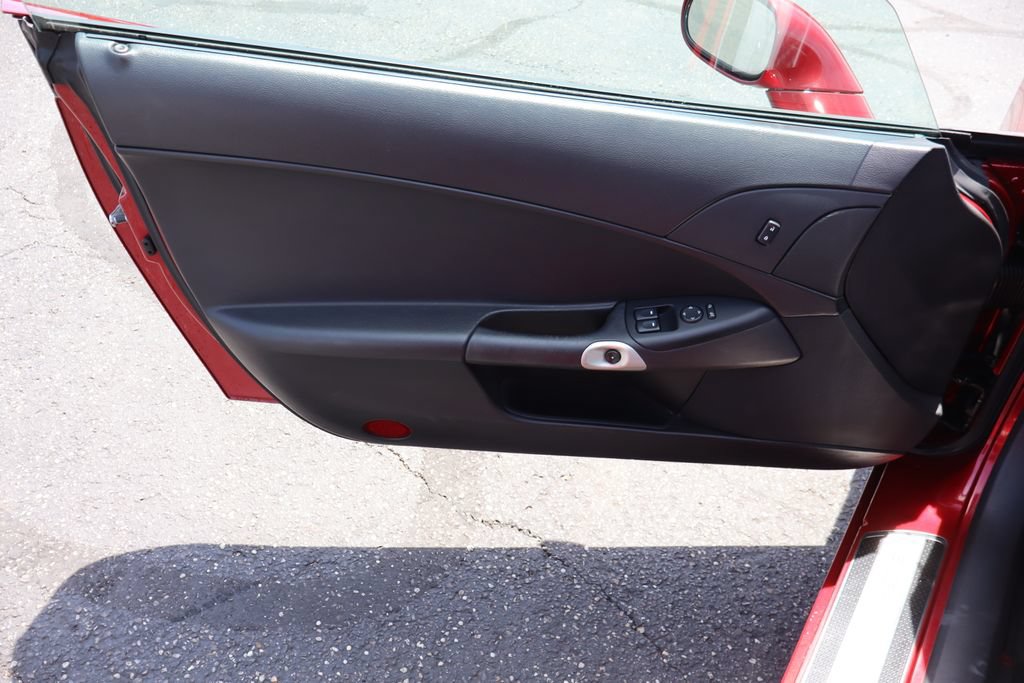 Used 2008 Chevrolet Corvette Coupe RWD image 16