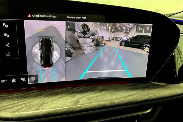 Used 2025 Audi Q5 Premium w/ Convenience Package image 22