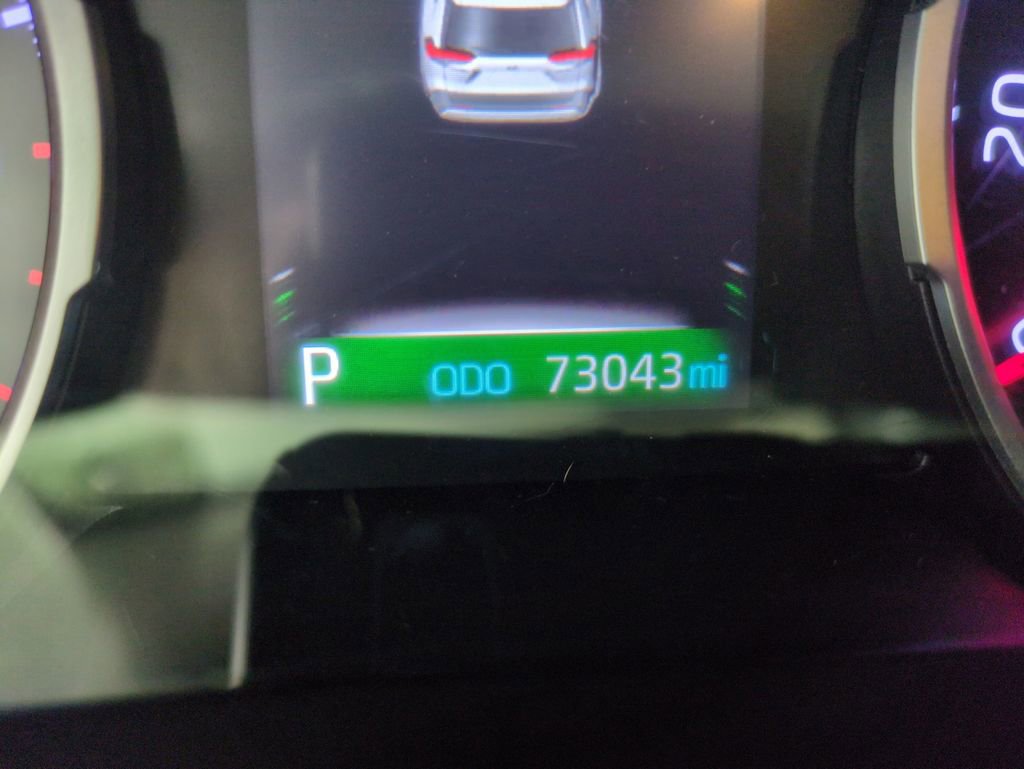 Used 2019 Toyota RAV4 XLE AWD/4WD image 18