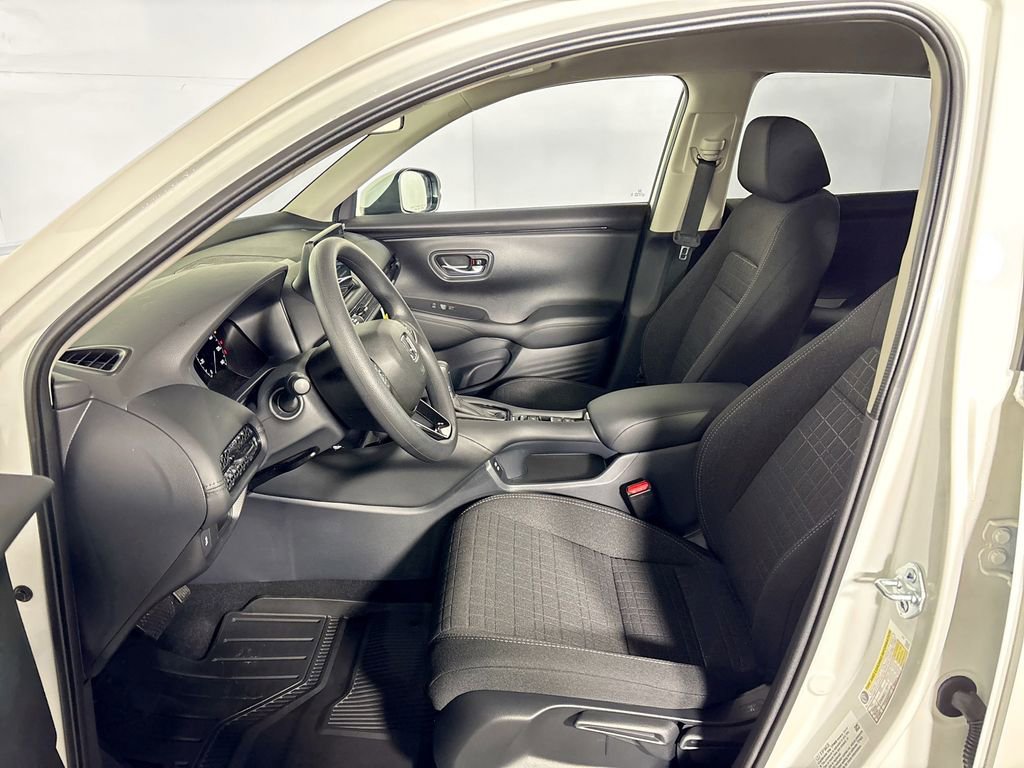 New 2026 Honda HR-V LX image 11
