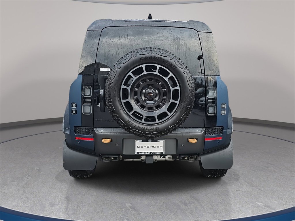 New 2026 Land Rover Defender 110 OCTA image 6