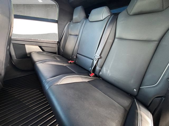 Used 2024 Tesla Cybertruck AWD Crew Cab image 28