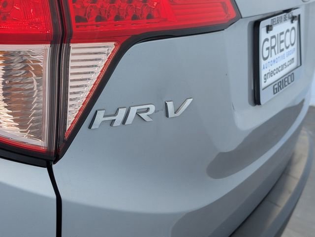 Used 2017 Honda HR-V LX image 9