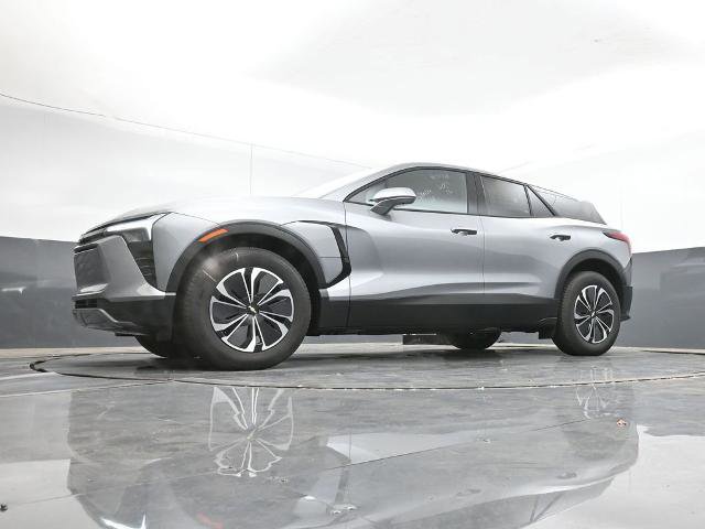 New 2026 Chevrolet Blazer EV LT image 10