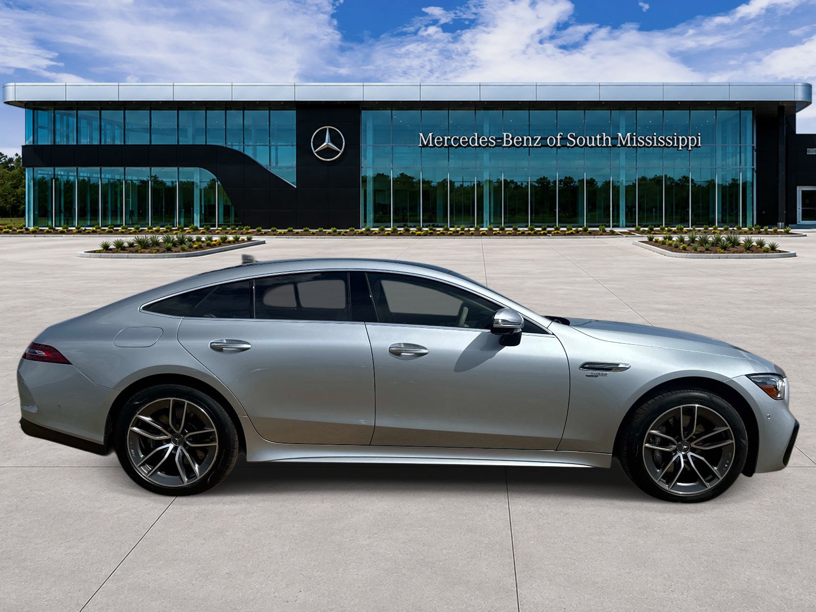 Used 2024 Mercedes-Benz AMG GT 43 image 5