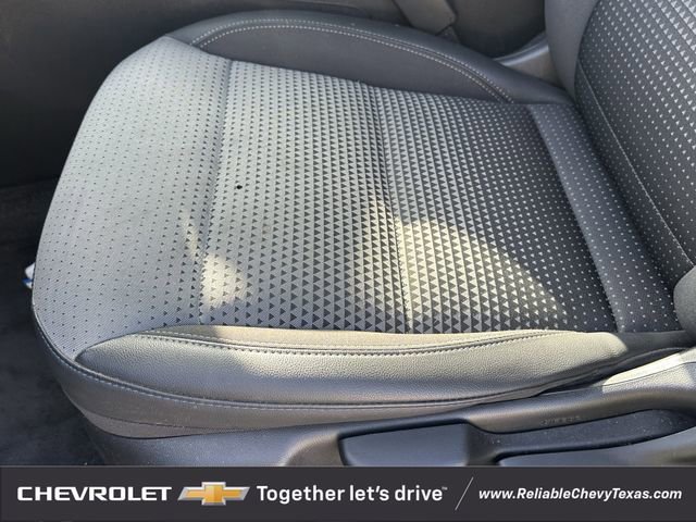 Used 2024 Chevrolet Trax LT w/ Driver Confidence Package image 11