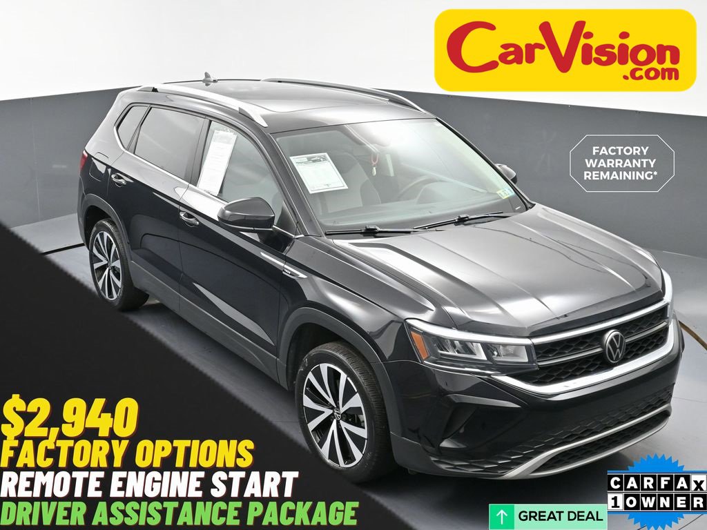 Used 2022 Volkswagen Taos SE w/ Panoramic Sunroof Package