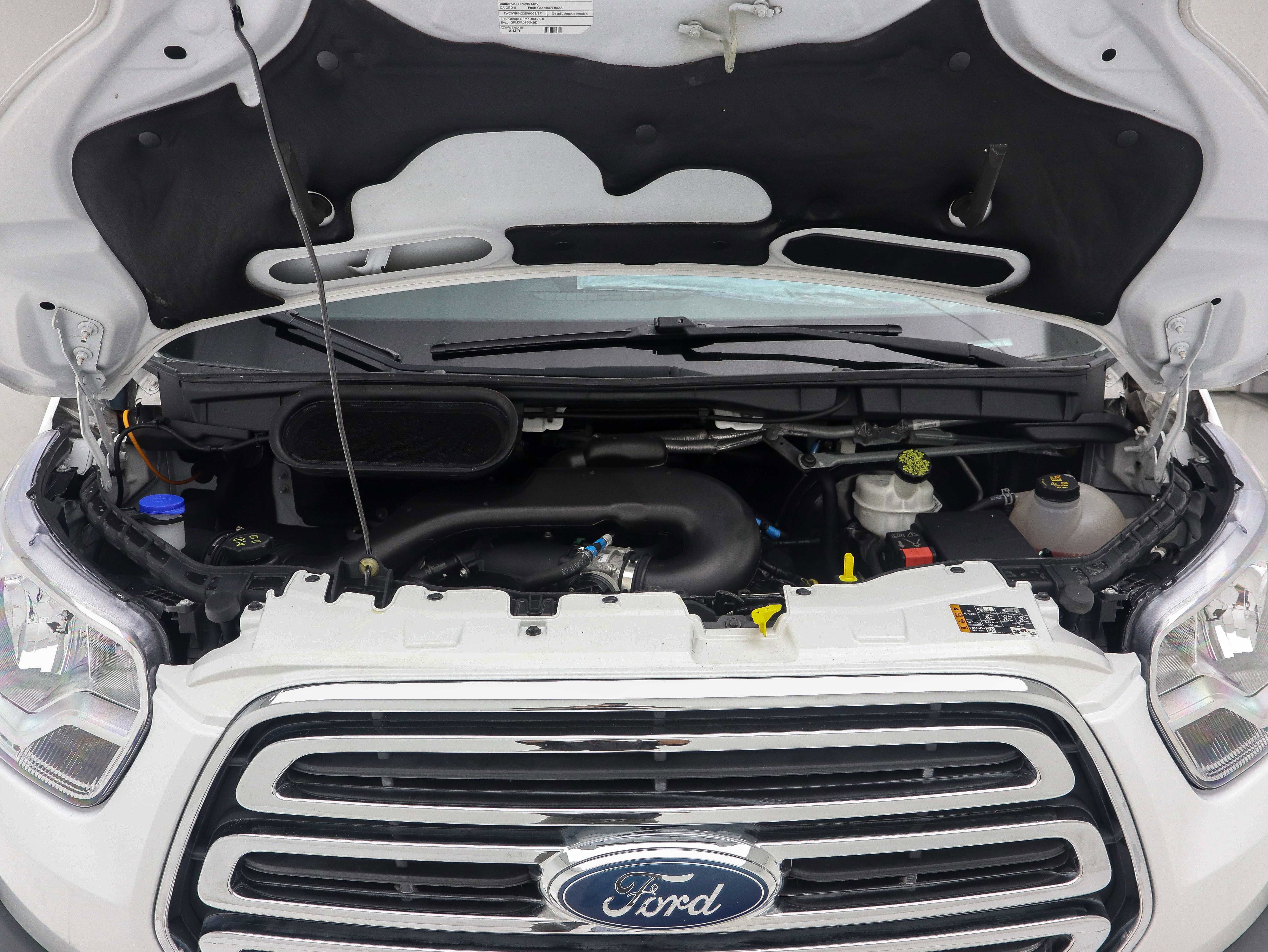 Used 2016 Ford Transit 350 XLT image 28