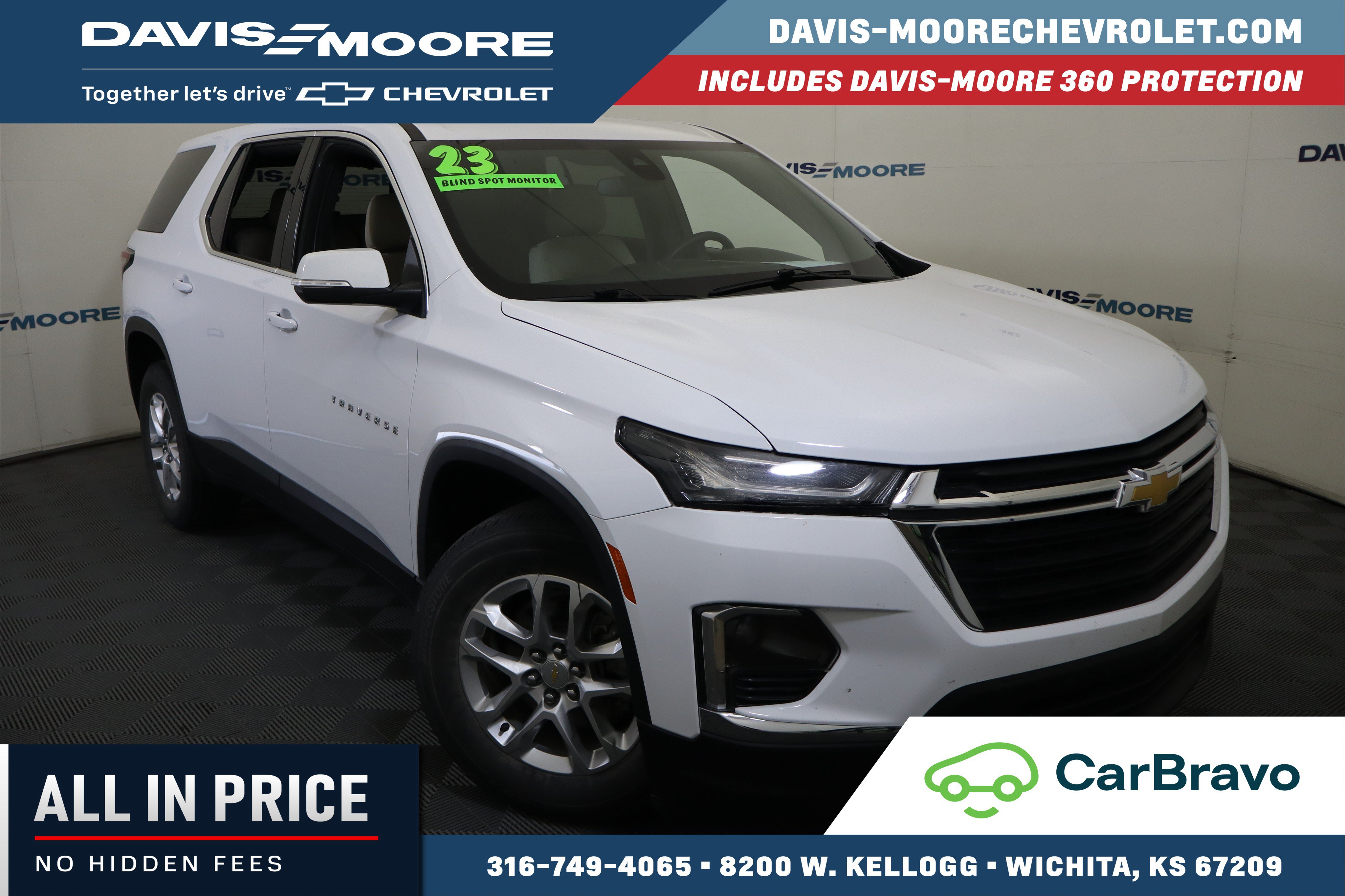 Used 2023 Chevrolet Traverse LS FWD image 1
