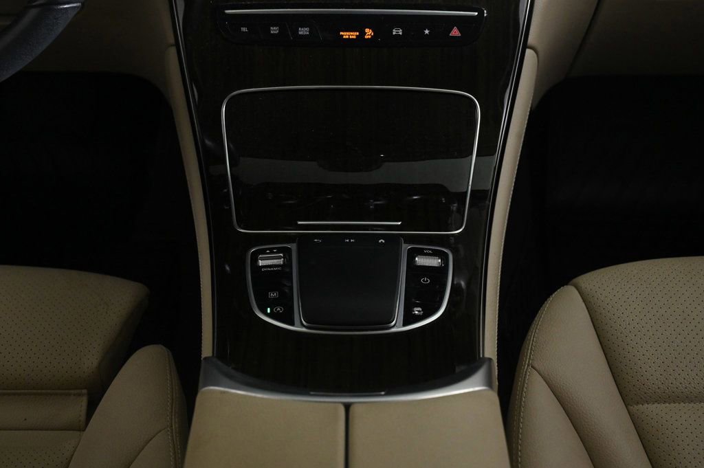 Used 2020 Mercedes-Benz GLC 300 image 14