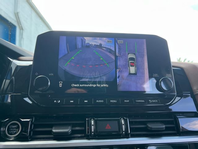 Used 2022 Nissan Pathfinder Platinum w/ Cargo Package image 22