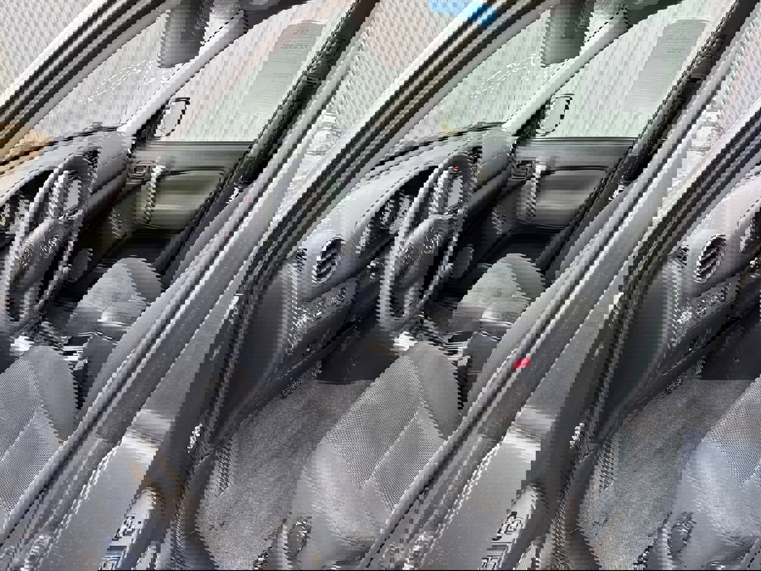 Used 2004 Toyota RAV4 Base image 2