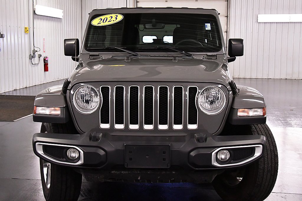 Used 2023 Jeep Wrangler Sahara image 2