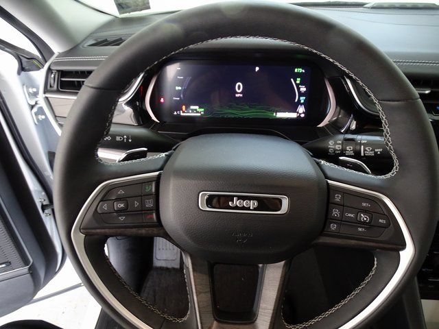 Used 2022 Jeep Grand Cherokee Limited 4xe AWD/4WD image 6